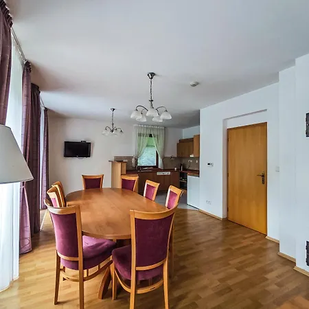 Geyserpark Village 3* Κάρλοβι Βάρι