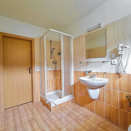 Geyserpark Village Holiday park 3*