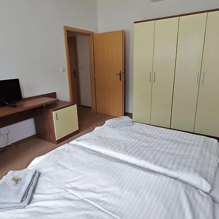 Aldeamento Turístico Geyserpark Village 3*