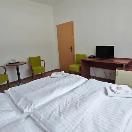 Holiday park Geyserpark Village 3*