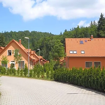 Geyserpark Village