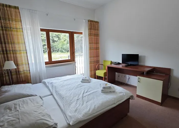 Geyserpark Village
